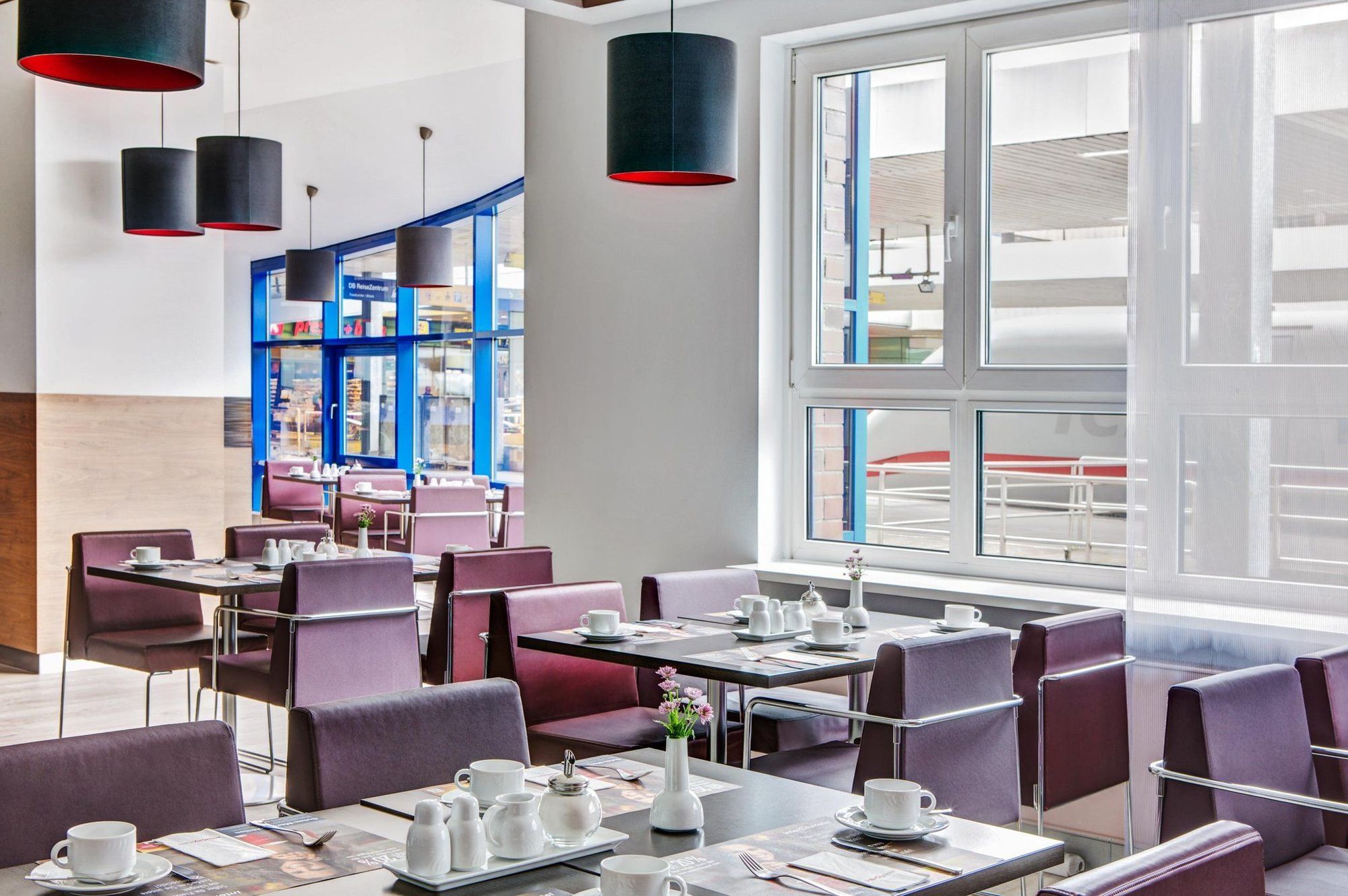 Intercityhotel Hamburg Altona Restaurant photo